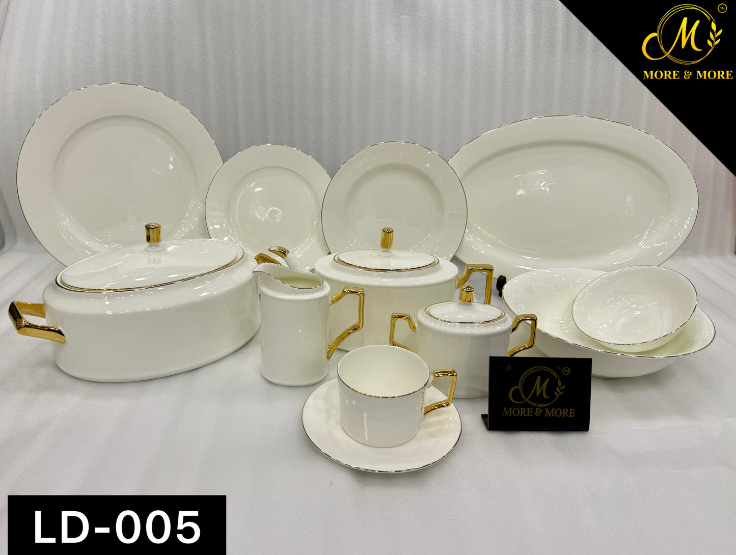 MORE & MORE CROCKERY Dinner Set_Made In China in Super Bone China Material
