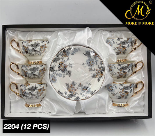 Royal Albert + Cup & Saucers Collection