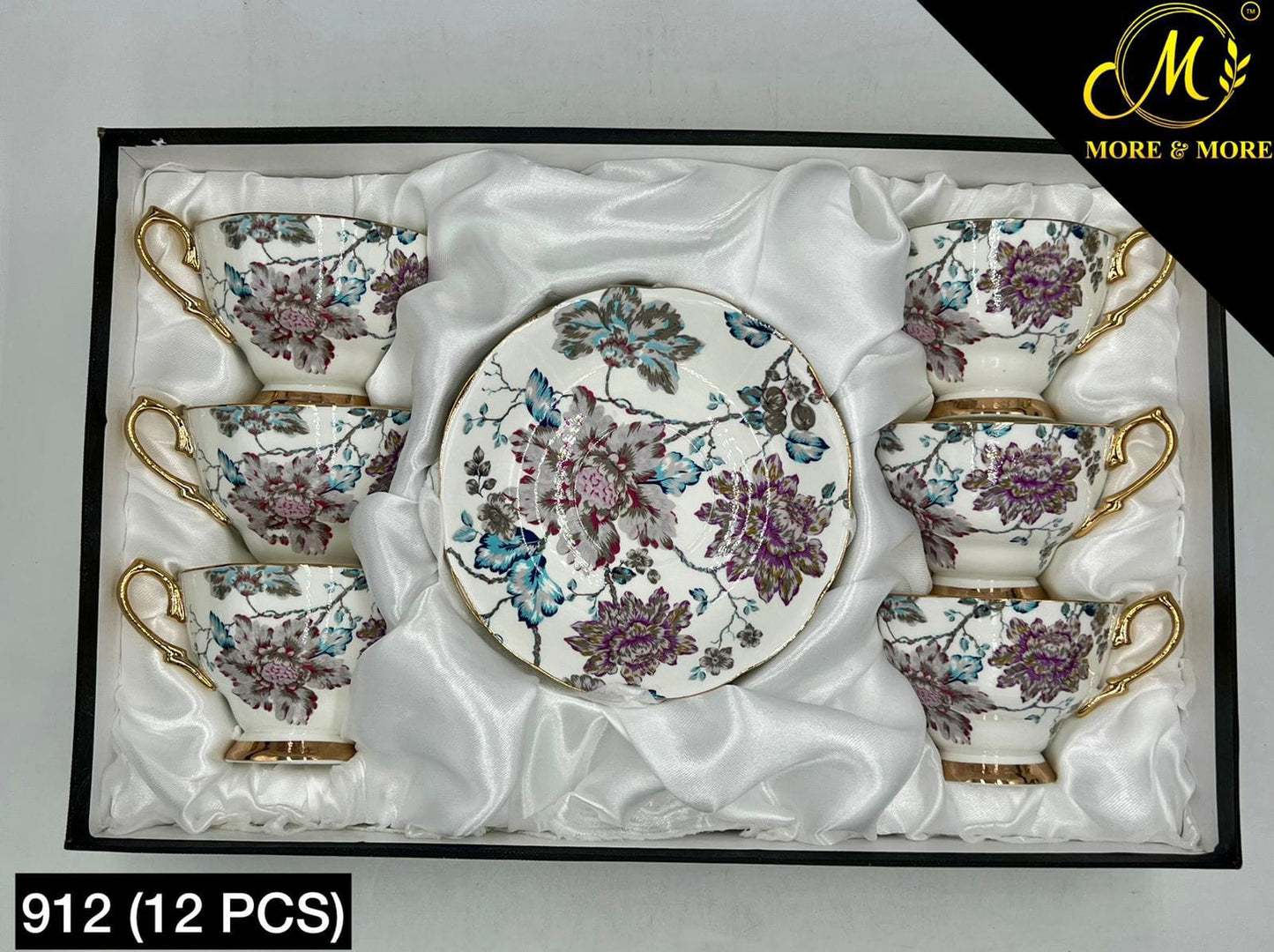 Royal Albert + Cup & Saucers Collection