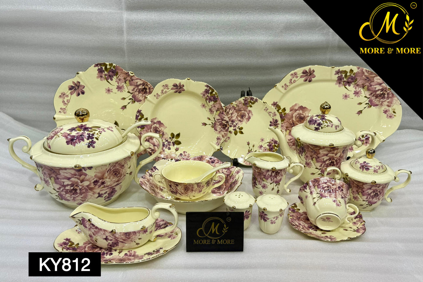 Royal Albert Style Dinner Set - Design: KY812